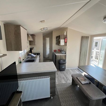 3 Bedroom Modern Caravan Sleeps Up To 8 Милом Экстерьер фото