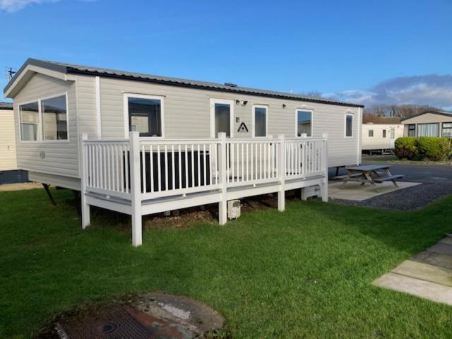 3 Bedroom Modern Caravan Sleeps Up To 8 Милом Экстерьер фото
